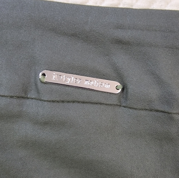 I Love Tyler Madison Green Midi Pencil Skirt Size XS - Picture 11 of 15
